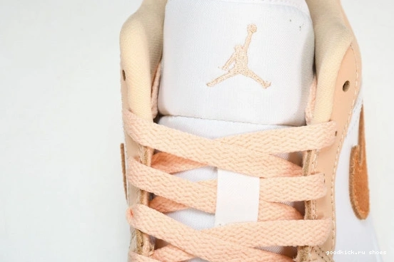 DC0774-801 Low Haze   Sunset DC0774-801 1 Jordan 0419